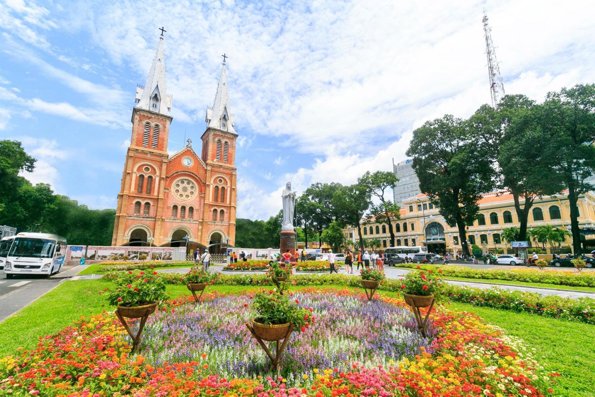 Hoang Luxury Hotel Dist 1 Ho Chi Minh Exterior photo